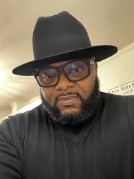 When your sister hosted Thanksgiving dinner in 2023 and is hosting again in  2024... and she just now sends your dish back in time for the next  Thanksgiving. Talk about planning ahead