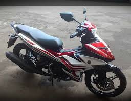 Keduanya belum dibekali lampu depan led, namun khusus mx king 150 sudah pakai halogen hs1. Perbedaan Yamaha Jupiter Mx 150 Dan Jupiter Mx King 150 Saiisoku Com