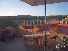 Intero appartamento con bellissima vista mare, situato nella zona pedonale di. Appartamento In Affitto In Un Palazzo A Ariccia Iha 40082