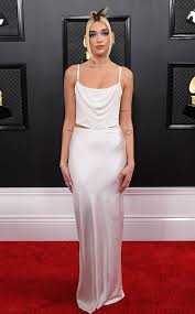Dua lipa (/ ˈ d uː ə ˈ l iː p ə /; Dua Lipa From Grammys 2020 Red Carpet Fashion E News Grammy Dresses Grammy Fashion Fashion