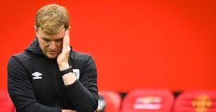 (en) eddie howe (calciatore), su soccerbase.com, racing post. Relegation Could Bring New Freedom For Bournemouth Football365