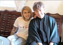 Roy kiyoshi mulai menunjukkan bakatnya saat duduk di sekolah dasar. Evelyn Anjani Siap Balikan Dengan Roy Kiyoshi Smartphone Digital Infotainment Beepdo Com