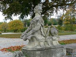 Chimare Sphinx Im Rokoko Schlossgarten Veitshochheim Garten Veitshochheim Schloss
