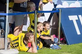 Check spelling or type a new query. Thomas Tuchel Und Die Kinder Sehen Borussia Dortmund Facebook