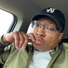 I'm guessing Viking Queens means big white lady