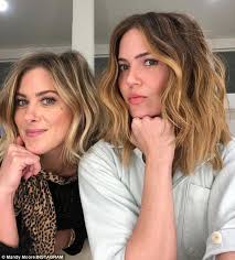 Mandy moore long layered hairstyle. Mandy Moore Lightened Hair As Soon As This Is Us Wrapped Daily Mail Online