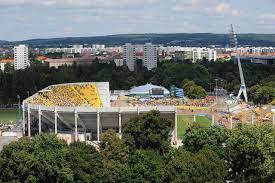 Das sind weniger zuschauer als in der 3. Stadiongeschichte Sg Dynamo Dresden E V