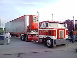 Bj And The Bear Truck Interior 1950 S Bubble Nose Kenworth Trucks Best Diesel Truck Kenworth