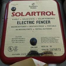 Special for raccoon, dog, garden protection. Lowe S Electric Fence Charger 5356 Estatesales Org