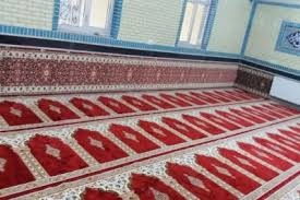 Image result for سجاده‌های سرخ