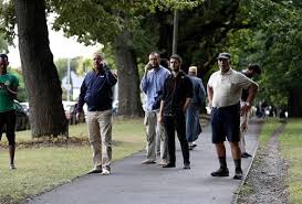 Peristiwa tembakan rambang di beberapa buah masjid ketika solat jumaat di christchurch, new zealand yang mengorbankan lebih 40 nyawa masyarakat muslim dilabelkan sebagai salah satu 'hari paling gelap' di negara tersebut, kata perdana menterinya jacinda ardern. Kaw Mrc Twt Kaw Twitter