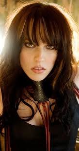 Lzzy Hale Halestorm Studio Photo Lzzy Hale Short Hair Styles Hairstyle