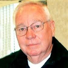 Robert L. 'Bob' Hewitt