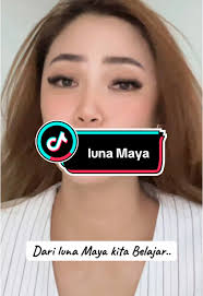 Luna Maya Main Api