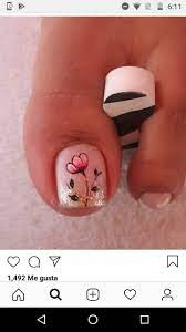 Imagen vertical de unas pintadas de manos femeninas foto. Pin De Carolina Quiros En Unas Decoradas Arte De Unas De Pies Disenos De Unas Pies Unas De Gel Elegantes