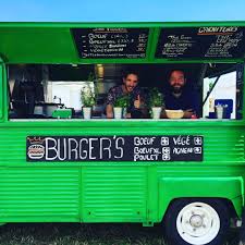 An italian food the royal truck become an attraction for pasta's lovers all over los angels. A Royal Food Truck And More Best Food Trucks Of Instagram Vogue