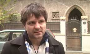 Imagini din casa în care Nicușor Dan locuiește cu chirie. Cât plătește  lunar: „O cameră și două dormitoare la mansardă”