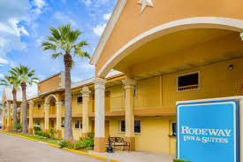 We do not have the payment methods accepted at this place. Rodeway Inn Suites Medical Center Hotel In Houston Tx