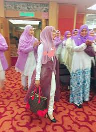 Bukan dengan memberi lavida coin, saya tak mahu itu, nak buat apa? Abang Maafkan Saya Kerana Kejam Wanita Kongsi Cara Bagaimana Dia Manfaatkan Wang Hantaran Rm12 000 The Reporter