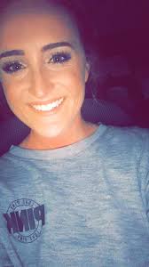 What makeup tips for a long-lasting wedding look?