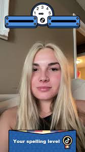 Hannah lyons (@hannahrlyons)