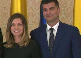 The official facebook page of romanian professional tennis player simona. Getting To Know Simona Halep S Boyfriend Toni Iuruc Essentiallysports