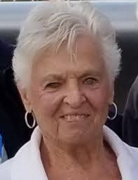 Beverly Hallman's Instagram, Twitter & Facebook