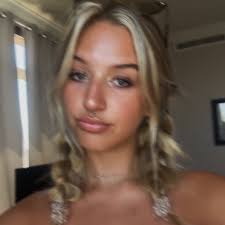 Morgan Perry (@morgan.kaylin) • Instagram photos and videos