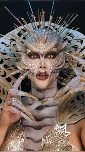 Mitzi Silva (pinkdark15)