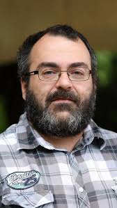 De las viejas esencias a la modernidad