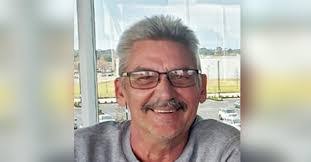 Mike Huck's Instagram, Twitter & Facebook