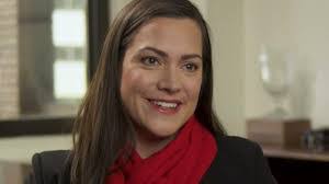 Julie Dever's Instagram, Twitter & Facebook