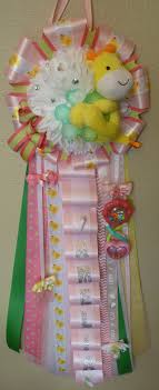 Welcome Baby Girl Mum Great For A Baby Shower Gift Or Hospital Door Decor Visit Www Peachykeenmums Com Baby Door Hangers Welcome Baby Girls Baby Crafts