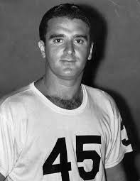 QUIÉN LOS PUDIERA VER JUGAR! Foto: Fernando Orbea (album de Gernika Jai  Alai) Orbea, un matemático en la cancha, dicen que el mejor. Egurbide,  arrollador. Elegante "El Ondarrés", al igual que Alex