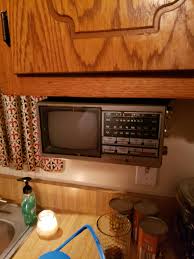 Ilive wireless under cabinet bluetooth fm radio 2. Kitchen Tv Radio Combo S Nostalgia