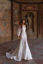 Ich freue mich auf sie! Katy Corso Brautmoden Brautkleider Hochzeitskleider Abendkleider Balayi