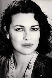 Reparto de Elisa, vida mía (película 1977). Dirigida por Carlos Saura