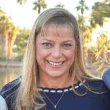 Brenda Albers's Instagram, Twitter & Facebook