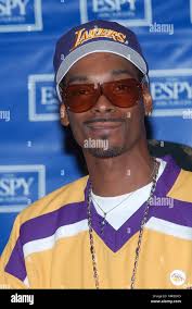 Snoop doggy dog hi-res stock photography and images