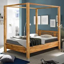 Himmelbett Holzbett Doppelbett Eichenholz Mittelbraun Haus Deko Himmelbett Bett