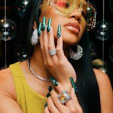 HAPPY 25th BIRTHDAY TO THE BIGGEST CAPRICORN MY MOMMY RIDE OR DIE 🎉❤️ .i  love you mama AND IM WISHING YOU MANY MORE Vonetta