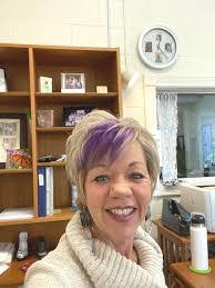 Shirley Reader's Instagram, Twitter & Facebook