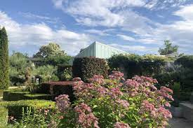 Botanic gardens are developed over time by the best botanists, horticulturalists and gardeners, and by being available to visitors earn the funds to create. Tbg Moving Ahead With Its Exciting Expansion Plans Toronto Botanical Garden