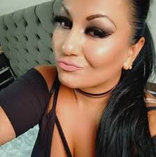 🔴 LE LLUEVEN CRITICAS A la influencer Maya Nazor ex pareja del cantante  Santa Fe Klan compartió en sus redes el lonche que le da a su bendición  Luka, quien recibe una