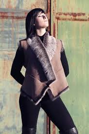 Gants en peau de mouton retournée véritable. Charlene Sans Manches Gilet Femme En Peau De Mouton Retourne Veritable Fabrication Francaise Shearling