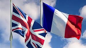 وتصاعدت التوترات حول جيرسي، وهي أكبر جزيرة في المانش، في الأيام الأخيرة، بعد أن احتجت وبعد أن هددت باريس بقطع التيار الكهربائي عن الجزيرة، أرسلت بريطانيا مساء الأربعاء. 0cidylunsjwnum