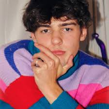 Aron Davis (@aron__davis) • Instagram photos and videos