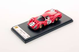 Following miles's death in testing just months after le mans '66, ford suffered another blow when ferrari's new 330 p4 blew away its gt40s in the 1967 daytona 24 hours, scoring a humbling 1. Ferrari 330 P3 Le Mans 1966 21 1 43 Looksmart Models
