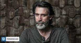 Conocido esto, otro ex miembro del canal público, francisco melo, criticó las acciones tomadas por sus colegas. Francisco Melo Criticizes Claims By Alejandra Fosalba And Amparo Noguera Against Tvn Tv And Show