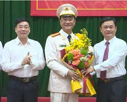 Các chuyên gia cho rằng số ca nhiễm thực tế ở ấn độ cao gấp 10 lần so với báo cáo. Nghá»‡ An Co Tan Giam Ä'á»'c Cong An Tá»‰nh Bao NgÆ°á»i Lao Ä'á»™ng